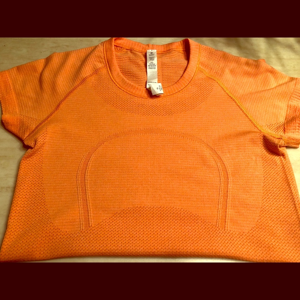 Lululemon Athletics shirt